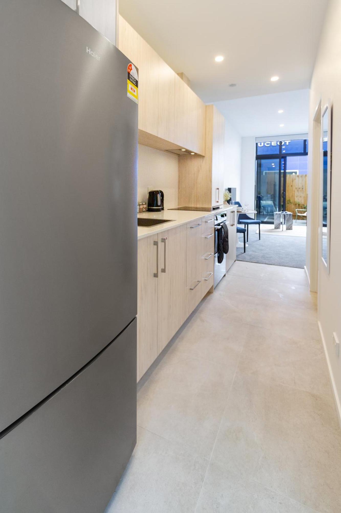 Central Christchurch Santorini Style 1Br Studio Εξωτερικό φωτογραφία